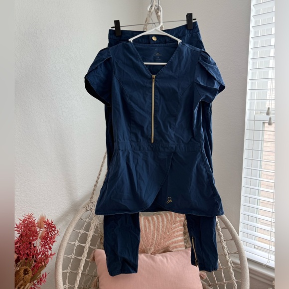 Jaanuu Navy Blue Scrub Set - Picture 1 of 6